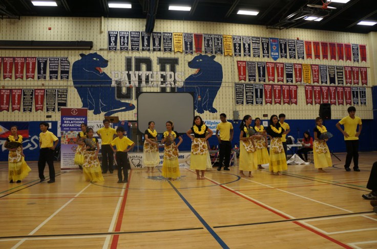 Traditional Filipino dancing