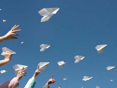 promo_paper_airplanes_400x300px